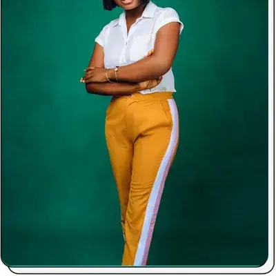 Ella Opigo, virtual assistant and coach, profile portrait